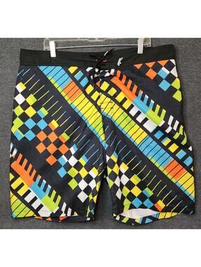 Mambo Australia Mens XL Swim Trunks 100% Polyester Retro Geometric Multicolored